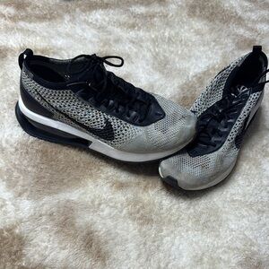 Nike Women’s Flyknit